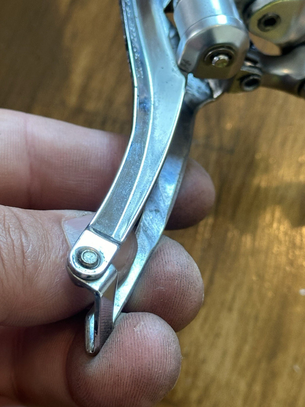 Dura Ace Front  Derailleur  Y400