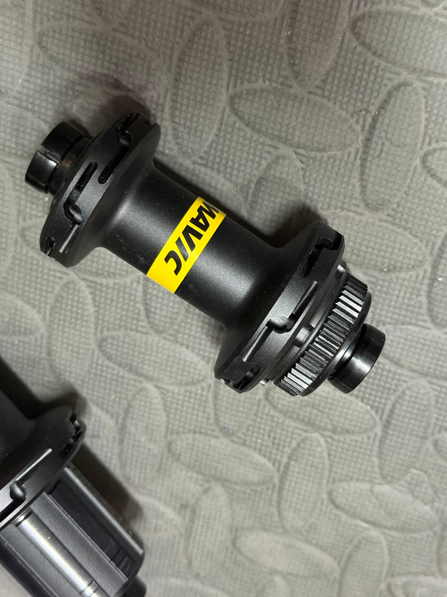 Mavic Road Hubset