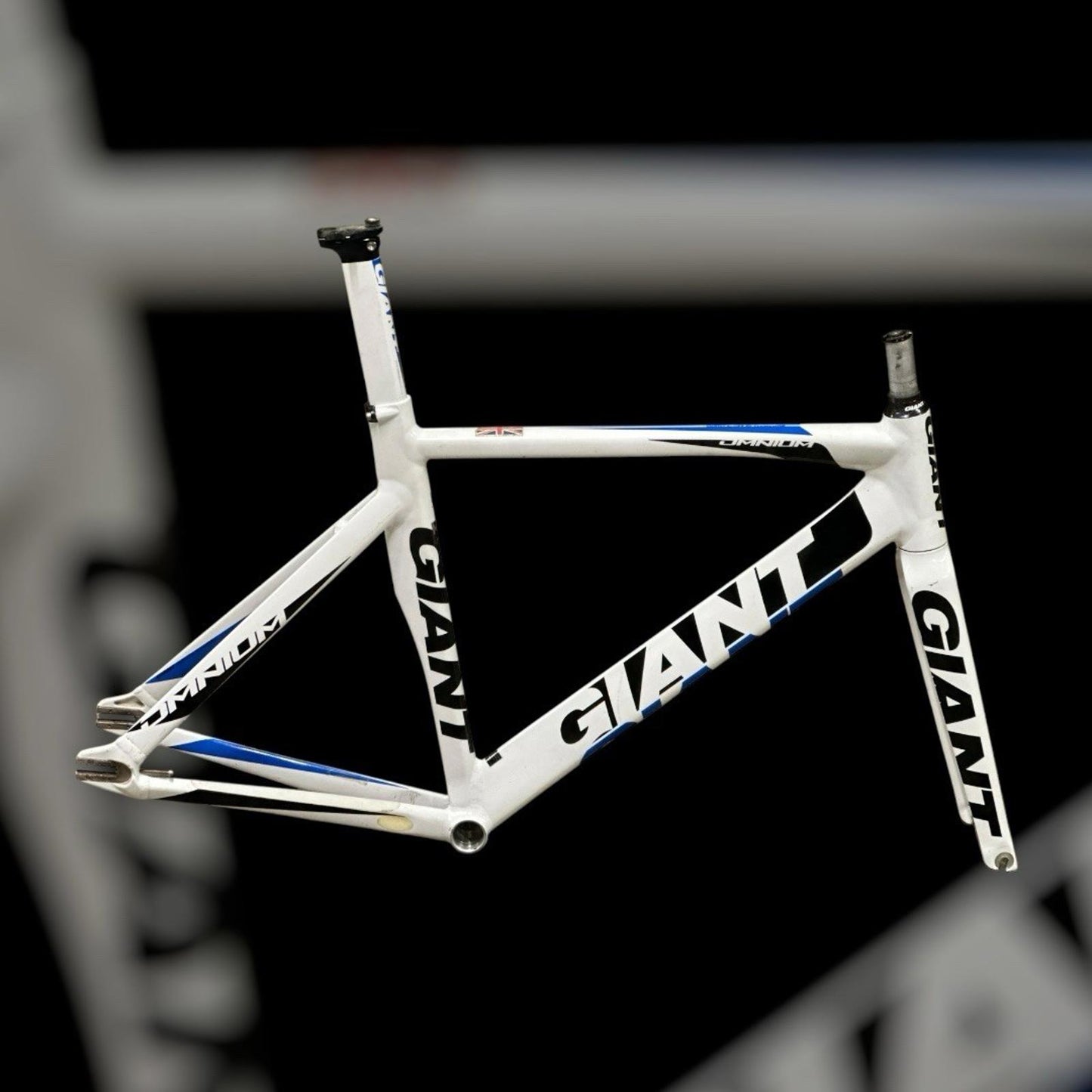 Giant Omnium Track Frameset Fixed Gear Pista  Size M Missing Saddle Base Clamp