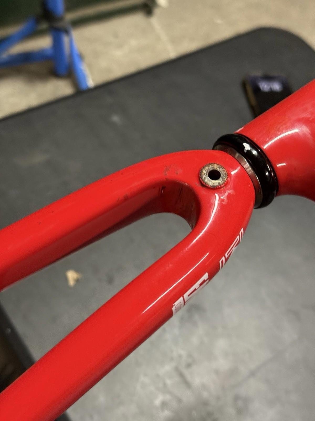 Kestrel 500 Sc Road Carbon Frameset Size 56 650c Wheel Size Road Frame