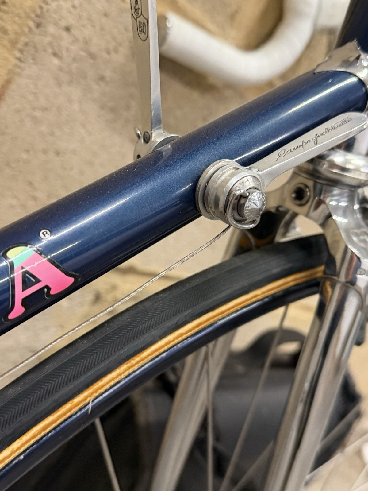 De Rosa Vintage Road Bike Campagnolo 50th Anniversary Groupset Size Medium - product photo 13 | Miclo Bikes