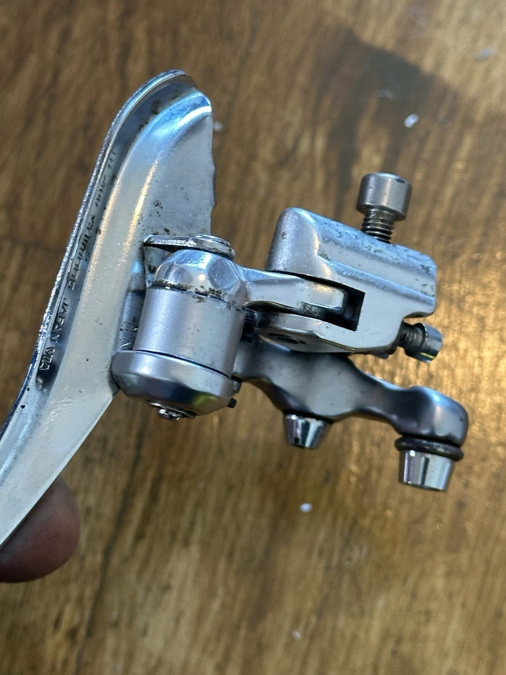 Dura Ace Front  Derailleur  Y400