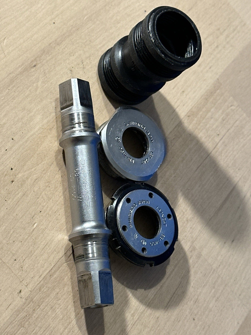 Rare Vintage Dura Ace Shimano Bottom Bracket Njs 7400