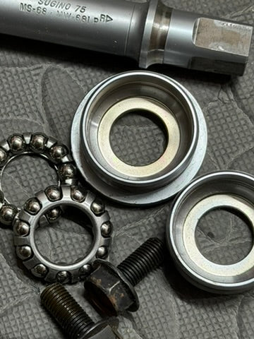 Sugino 75 NJS Bottom Bracket
