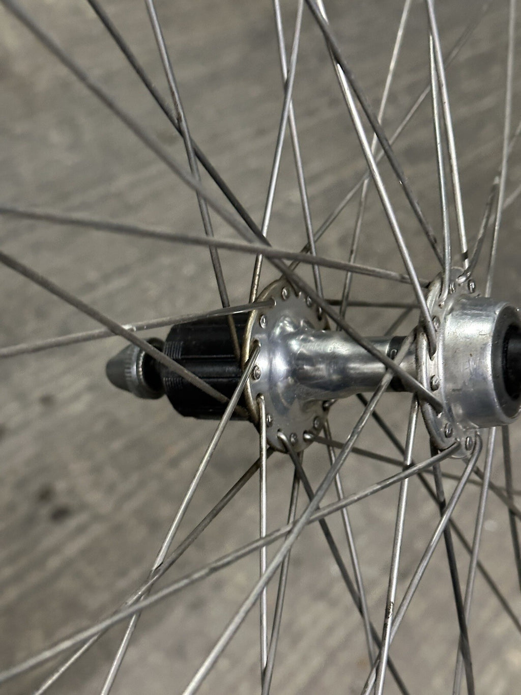 Shimano 600 Clincher Road Wheelset Vintage - view 6