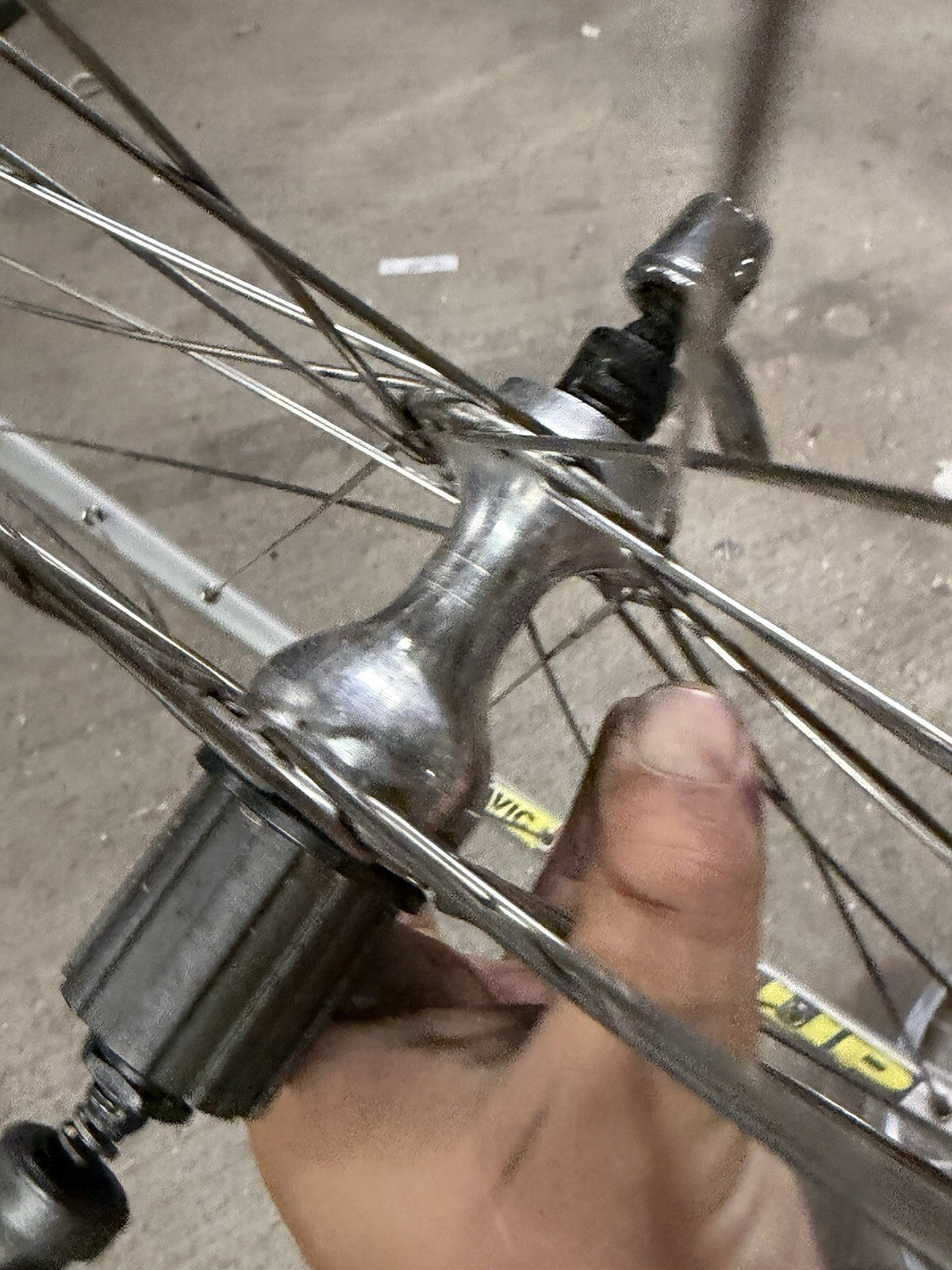 Campagnolo Road Wheelset Clinche Rims Vintage - product photo 15 | Miclo Bikes