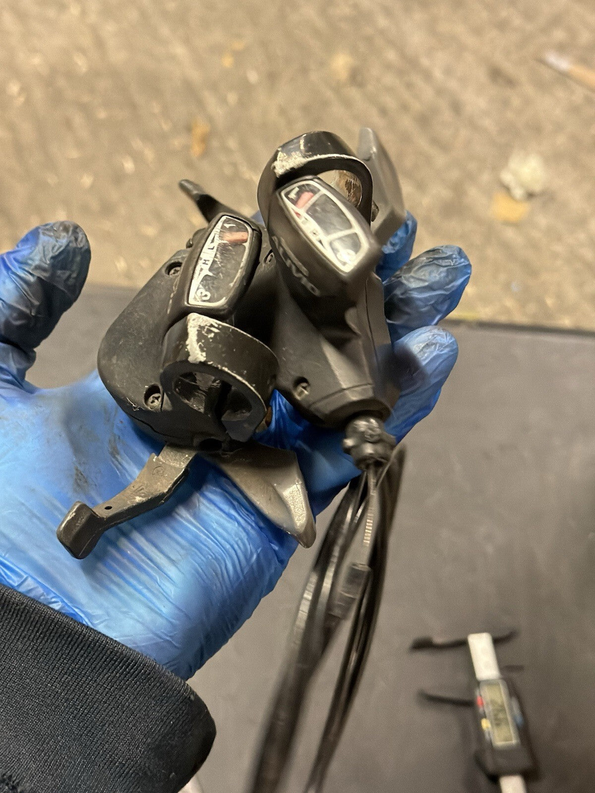 Shimano Alivio Shifters M410