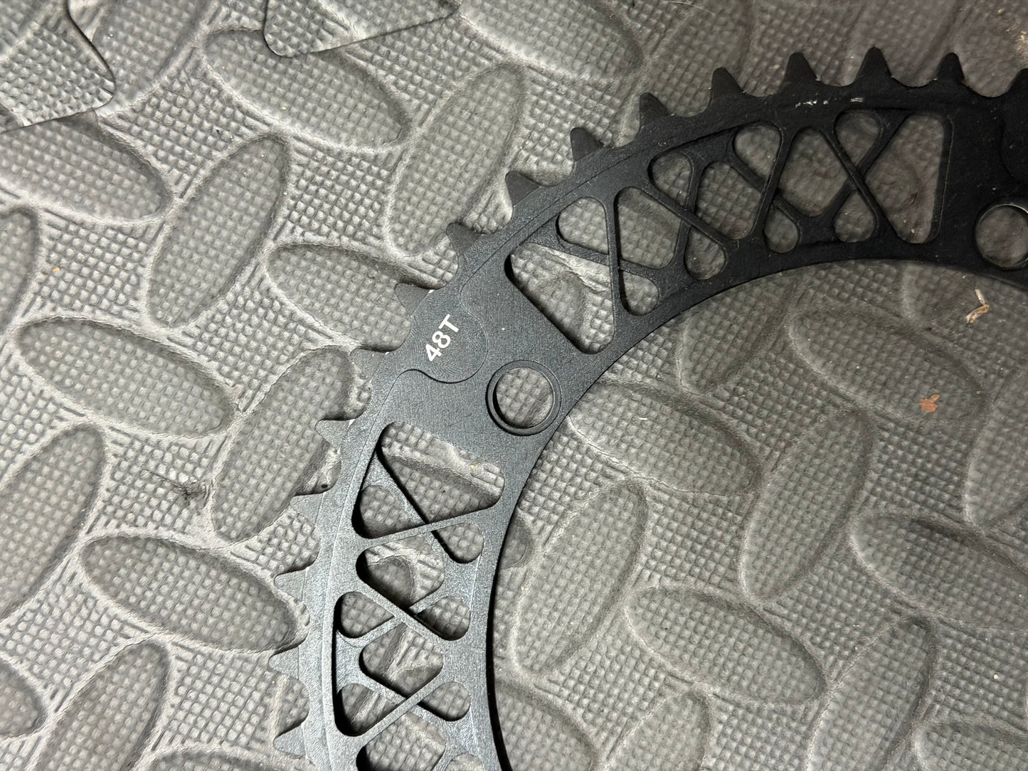 Factory 5 track chainring 144bcd 48t