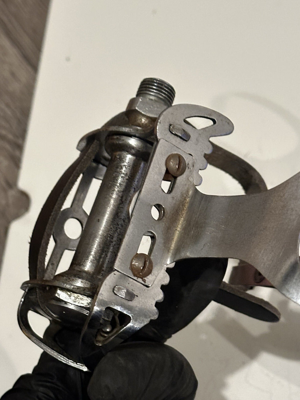 Vintage Bike Pedals And Cages Tour De France - product photo 5 | Miclo Bikes