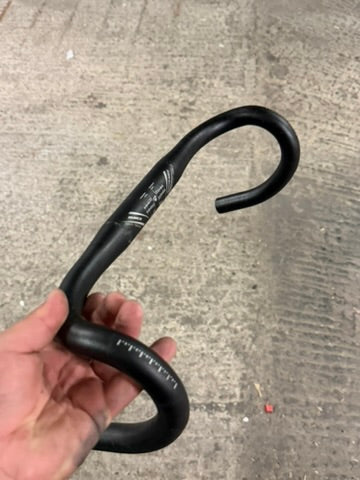 Bontrager Drop handlebars 38cm