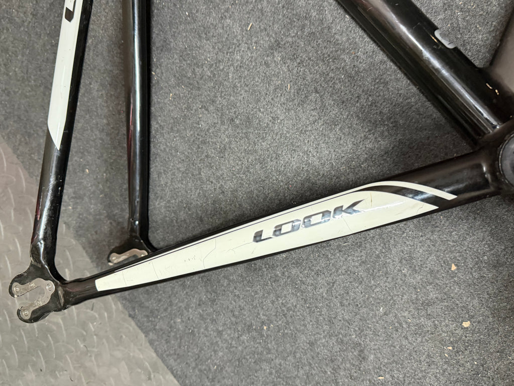 Look 464 AL Track Frameset Size M – Top Tube Dent