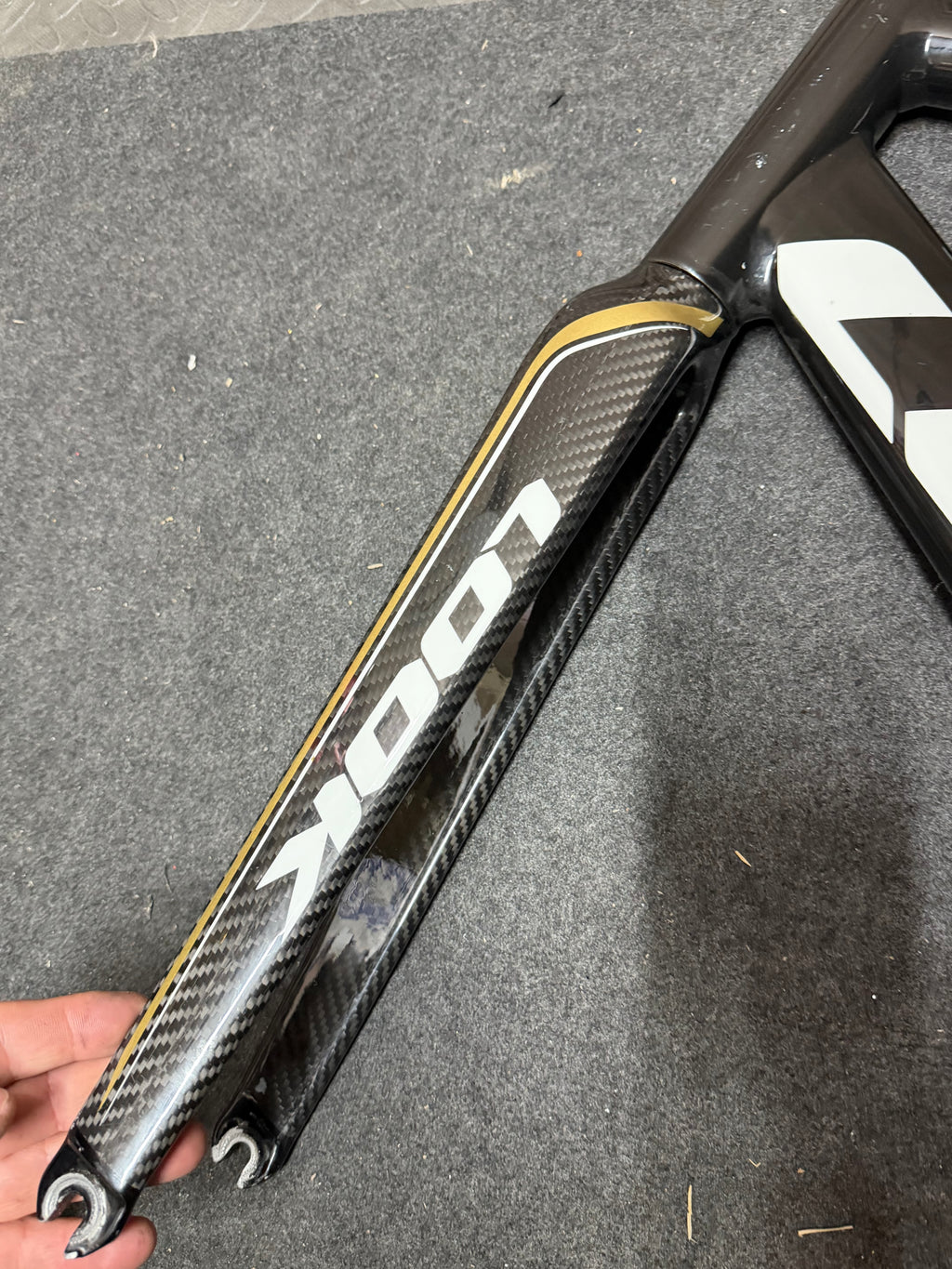 Look 464 AL Track Frameset Size M – Top Tube Dent