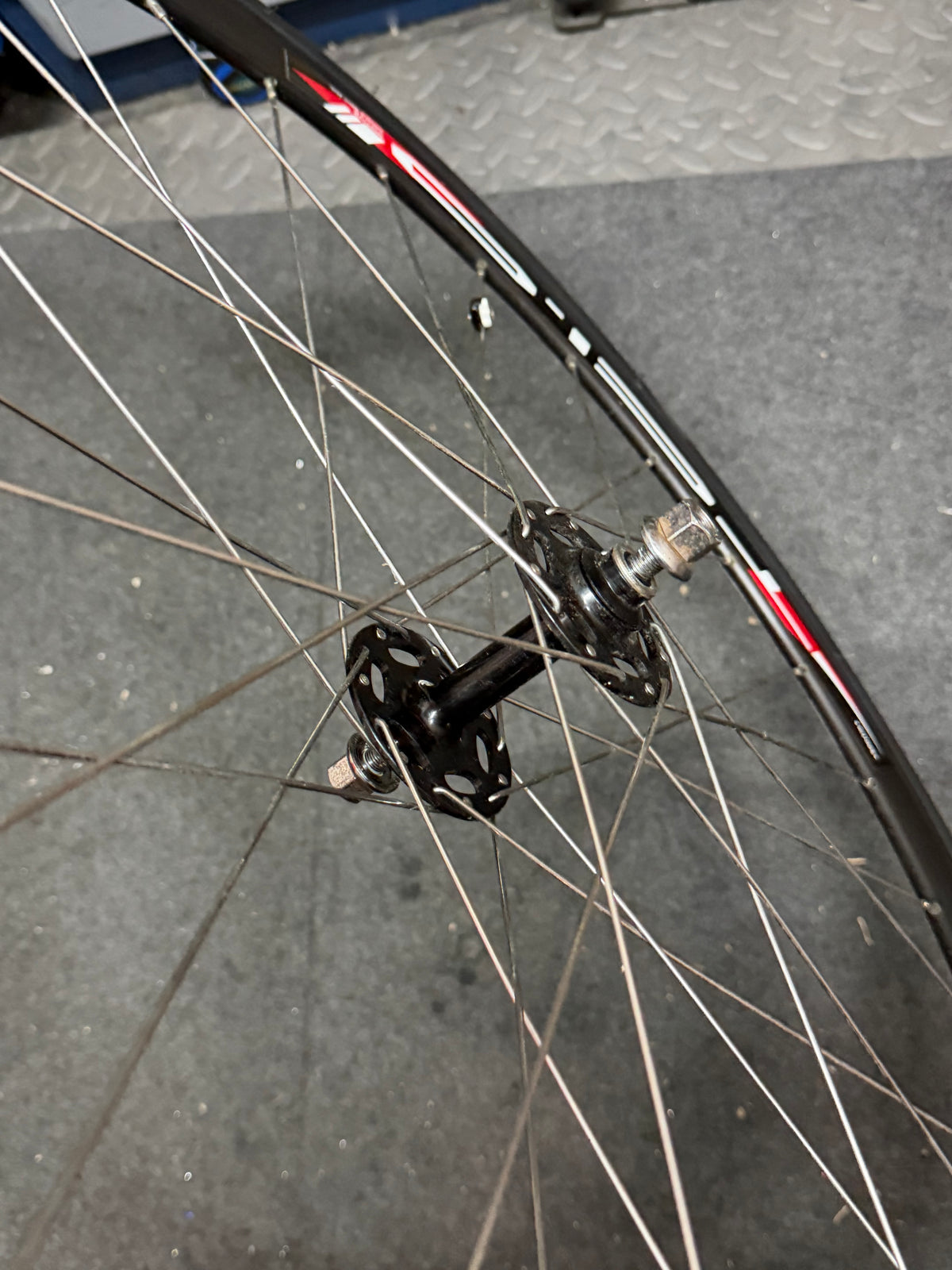 Fixed Gear Track Wheelset 700c Flip Flop Clincher