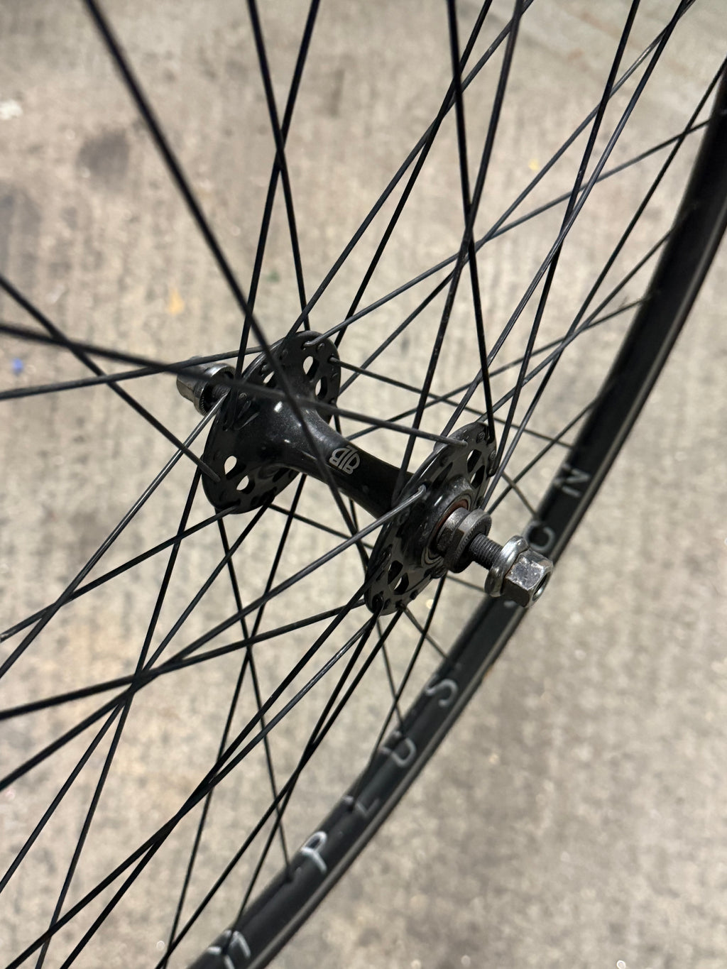 H Plus Son Track Fixed Gear Wheelset 700c Clincher