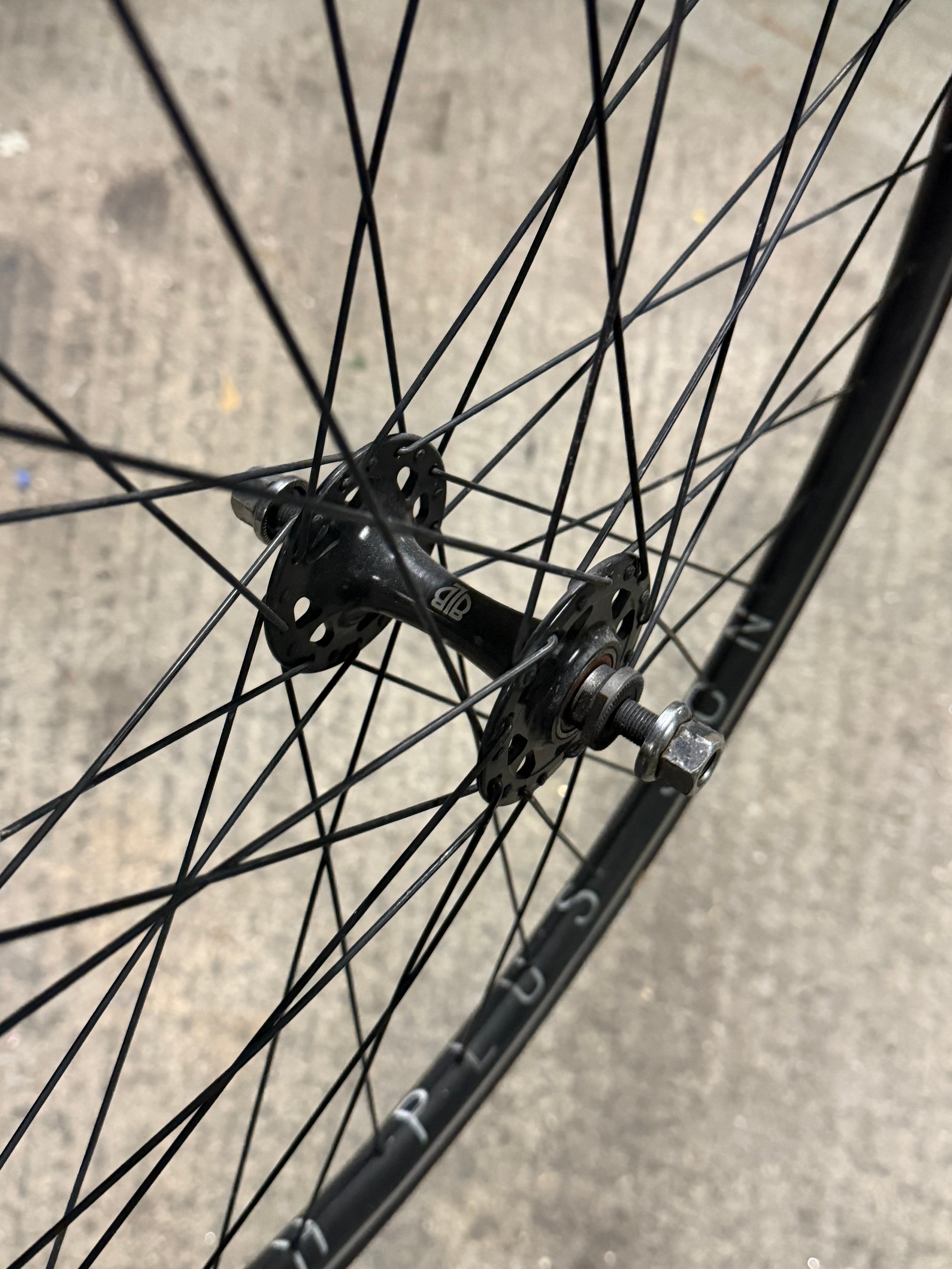 H Plus Son Track Fixed Gear Wheelset 700c Clincher