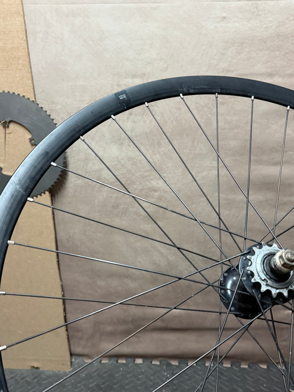 Miche Pistard clincher wheel showing hub and rim
