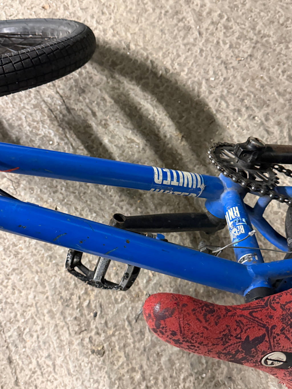 Sunday branding on blue BMX frame