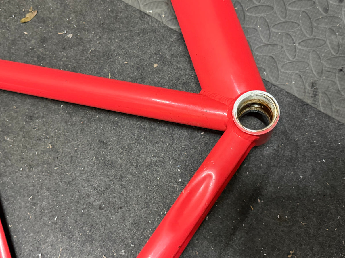 State red aluminium track frameset – underside of bottom bracket area