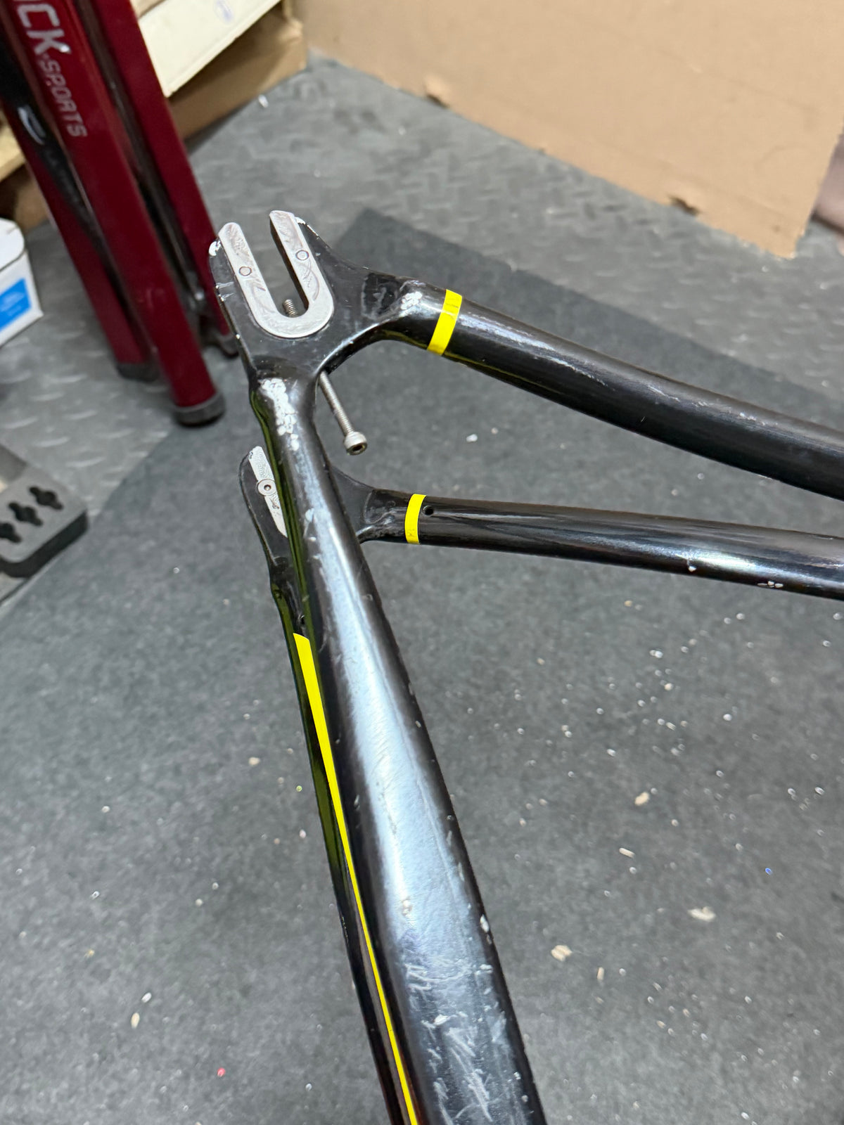 Boardman TK Pro 51cm track frameset – rear stays and dropout from reverse angle