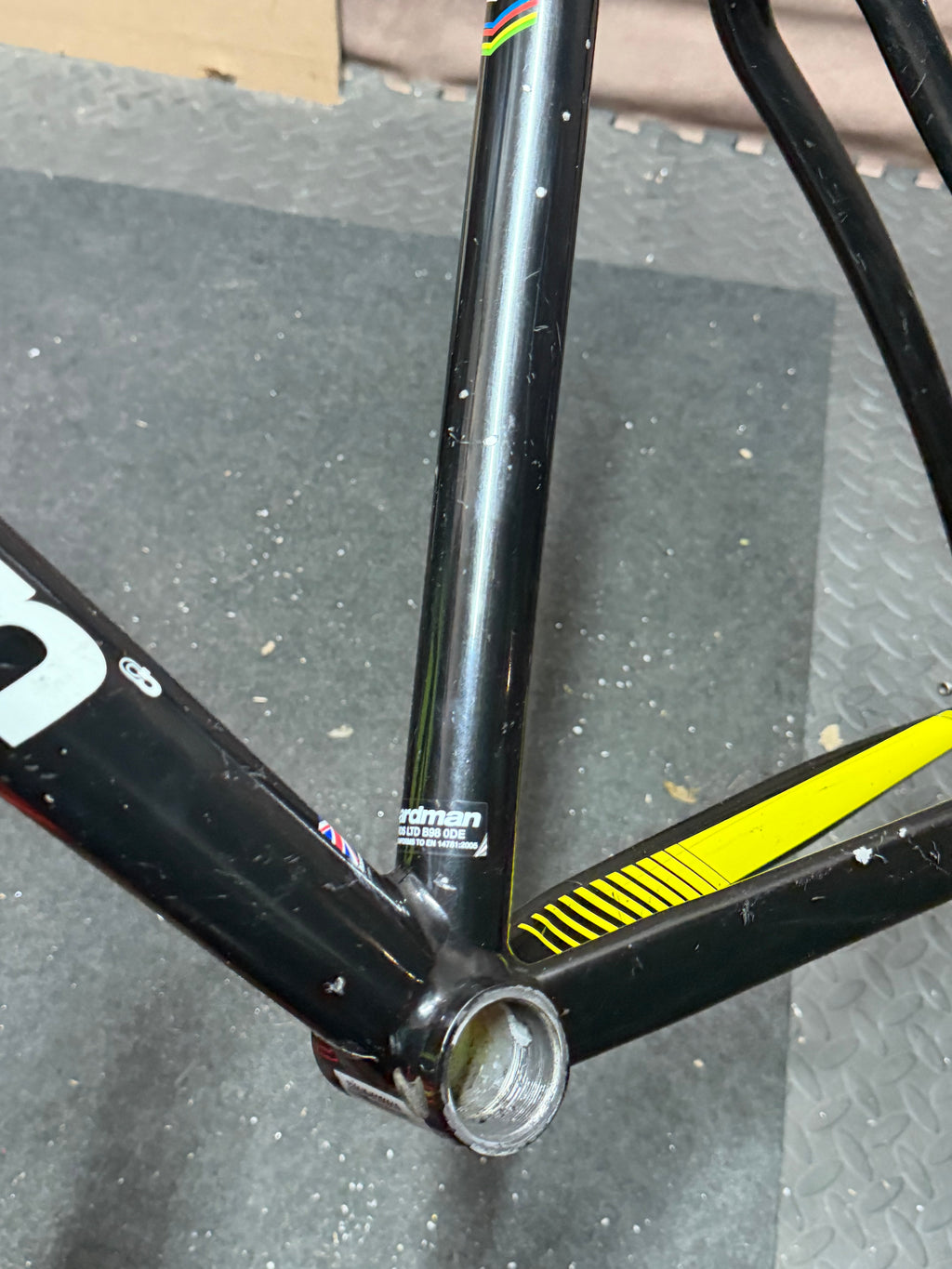 Boardman TK Pro 51cm track frameset – seat tube junction and bottom bracket