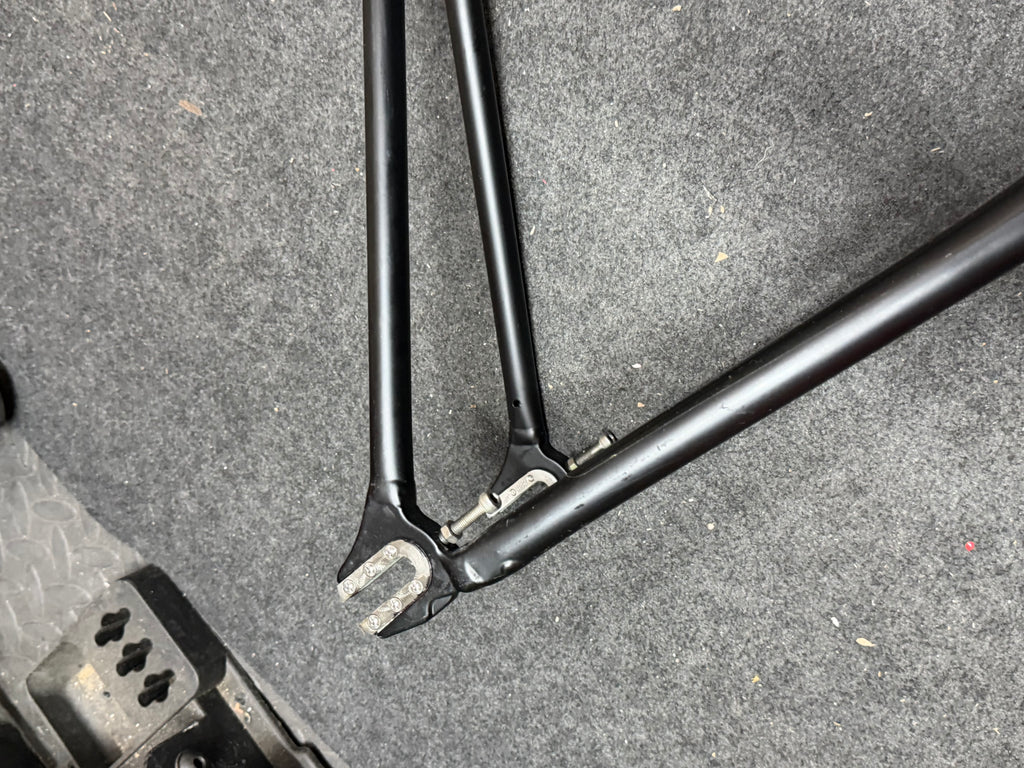 Hoy Fiorenzuola .001 Medium track frameset – rear track dropout close-up