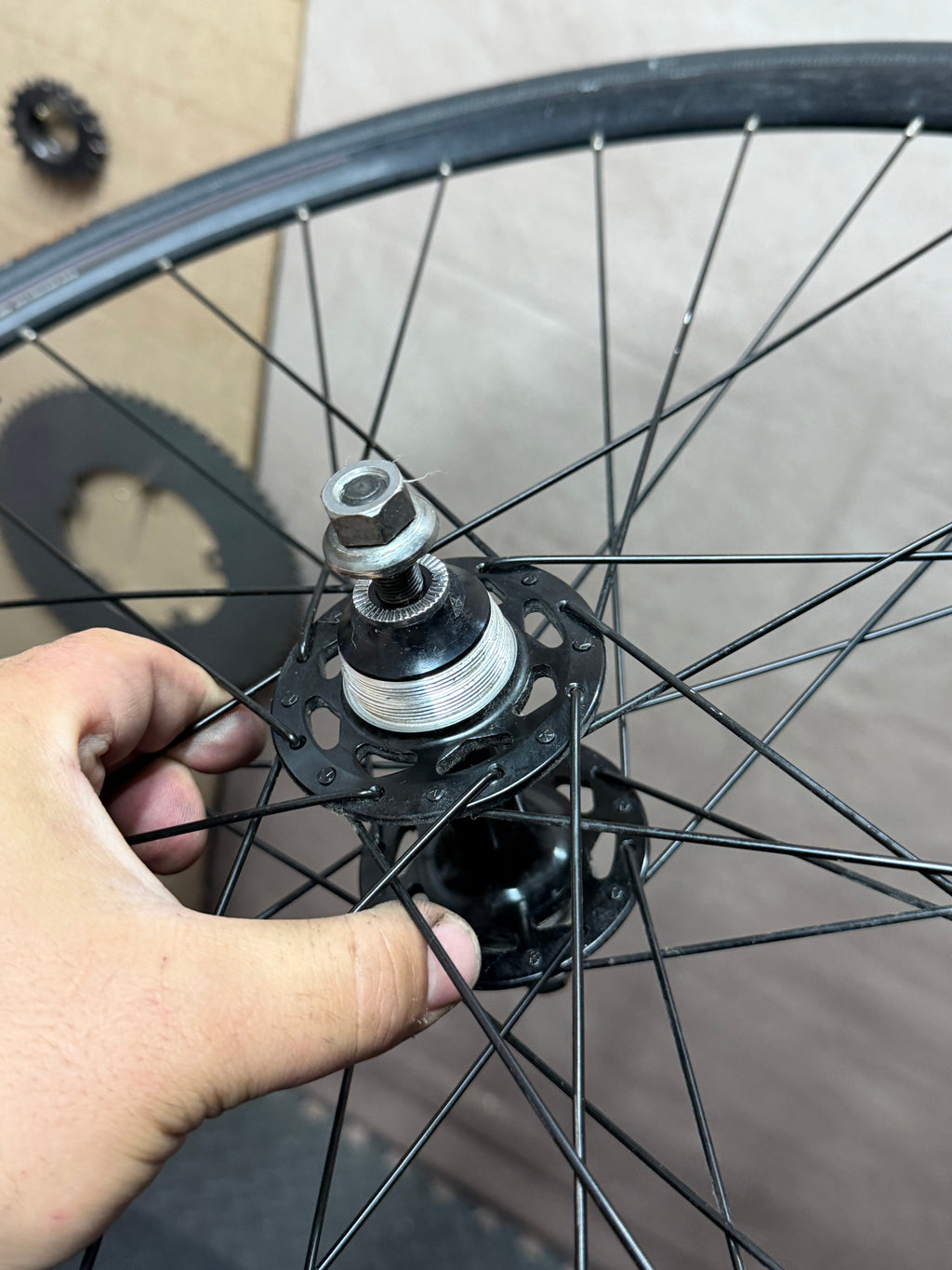 Alexrims 700c clincher track wheelset – axle end and hub close-up