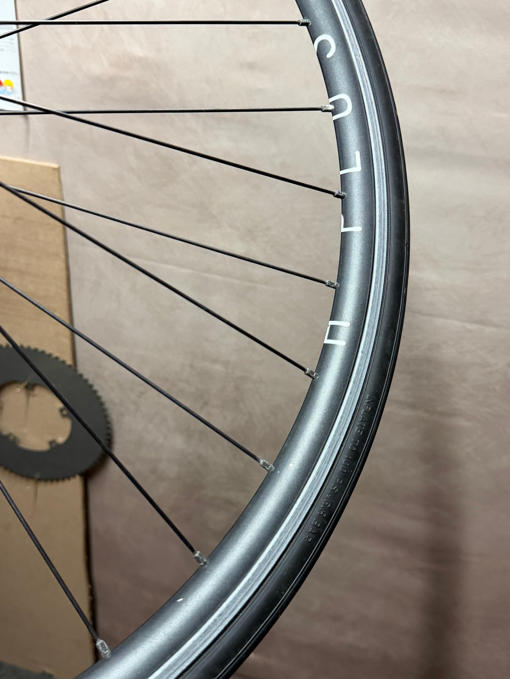 Gran Compe H Plus Son 700c track front wheel – rim sidewall and tyre