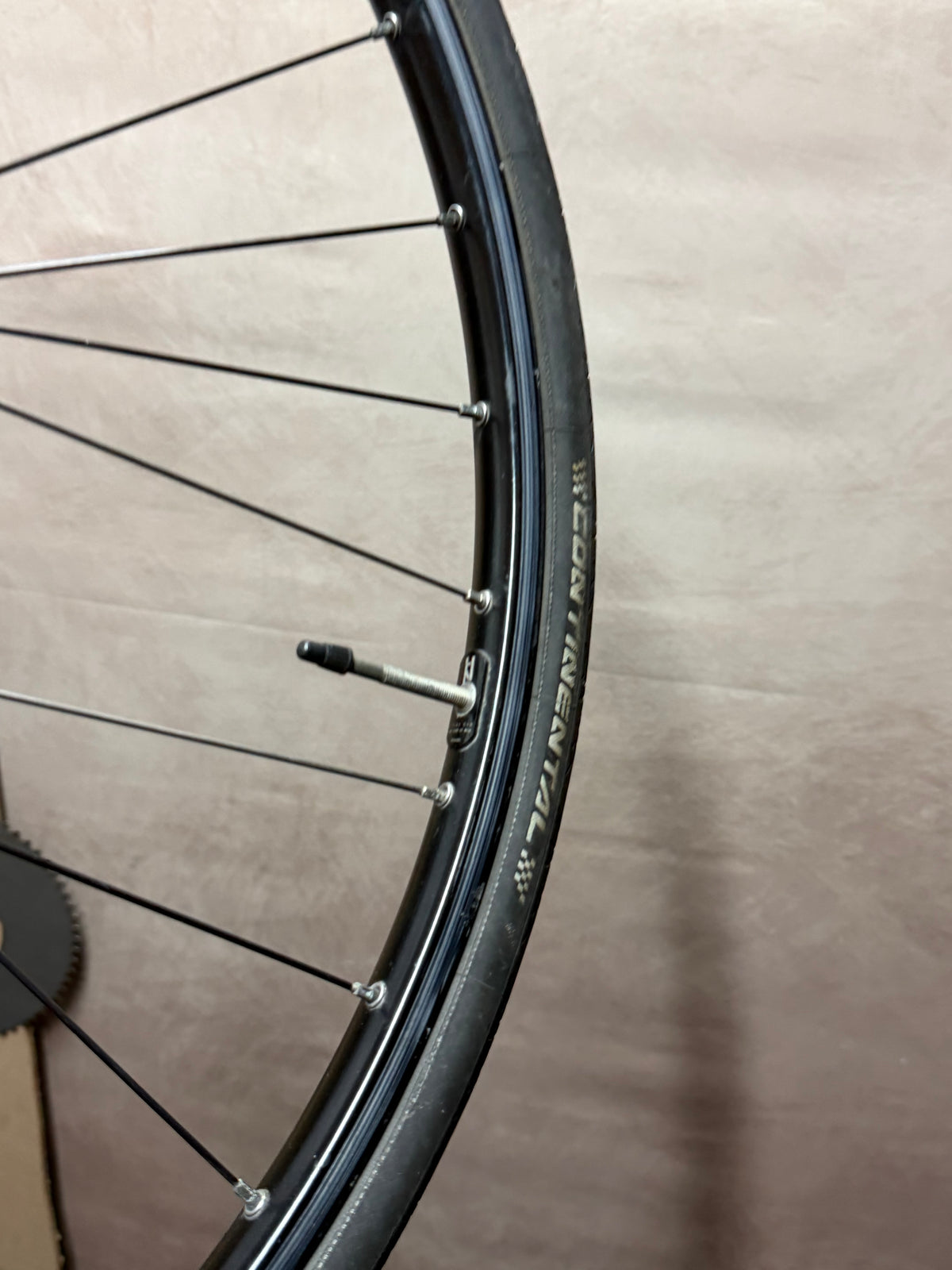 Gran Compe H Plus Son 700c track rear wheel – rim, valve and spokes