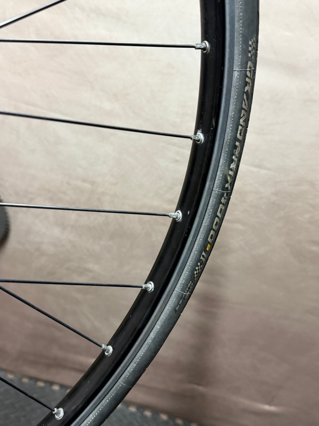Gran Compe H Plus Son 700c track rear wheel – rim braking surface and spokes