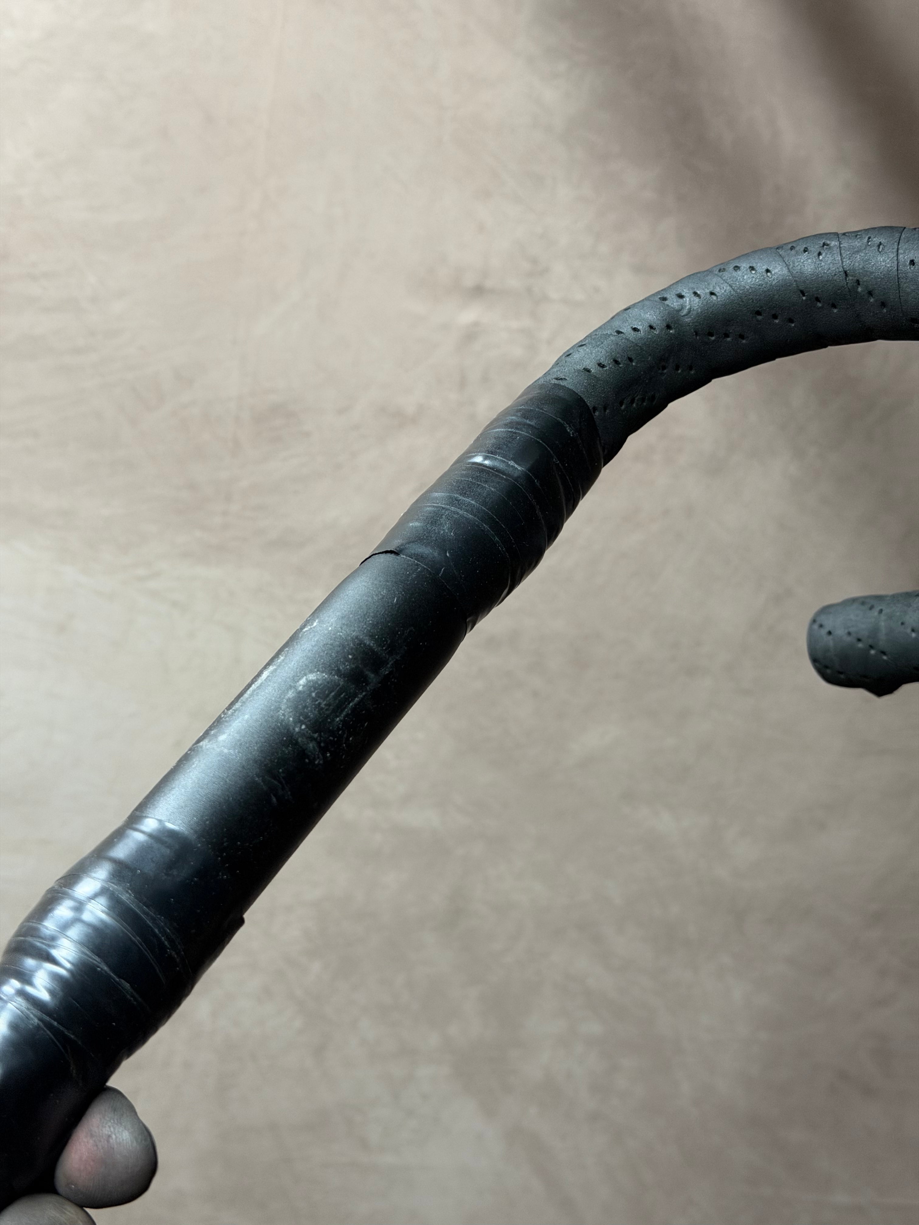 Aluminium Drop Handlebars 40cm – clamp area and upper bend