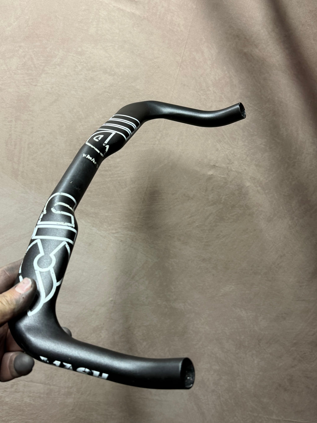 Cinelli MASH Bullhorn Handlebars 40cm – full bullhorn shape