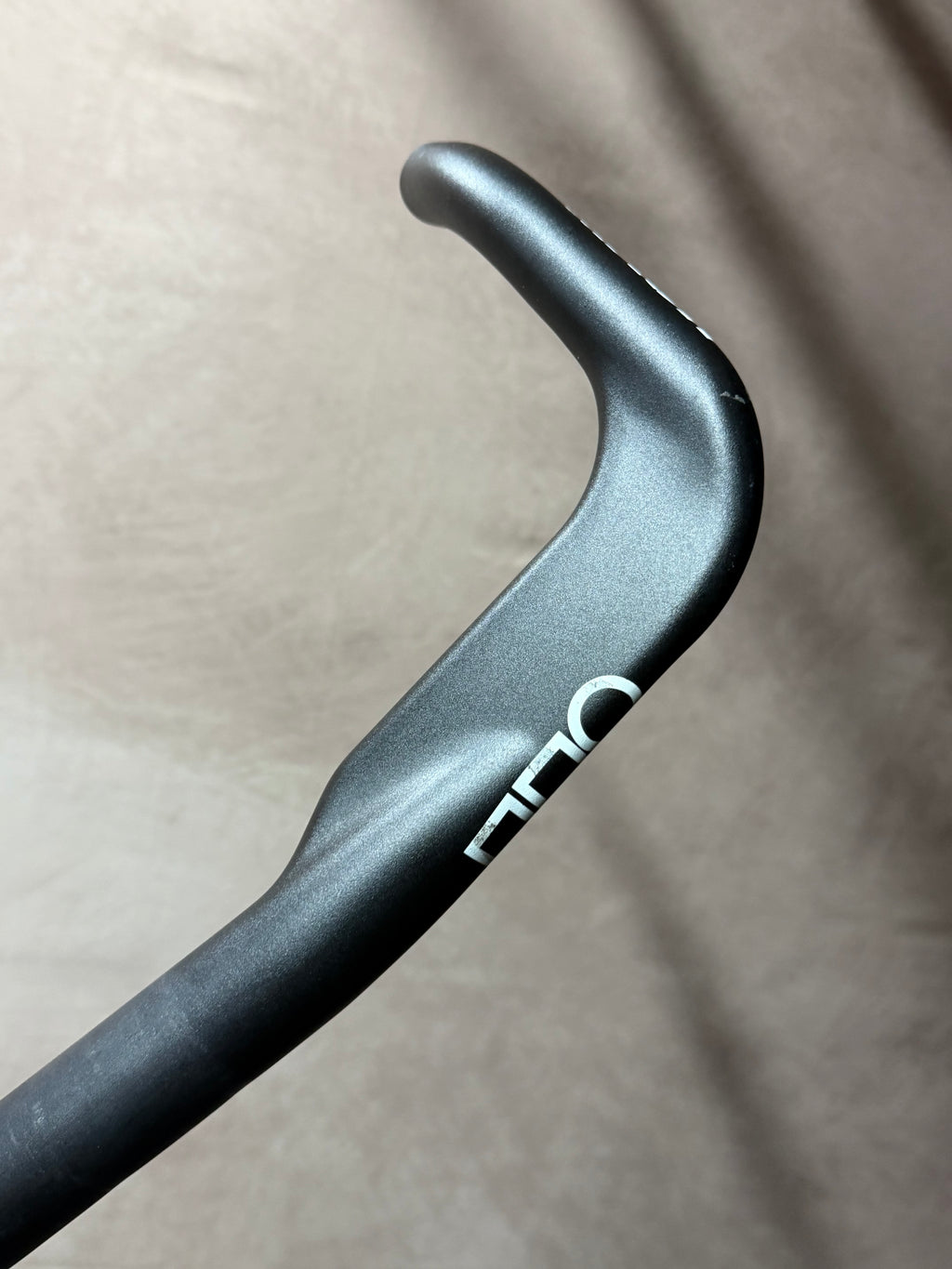 Cinelli MASH Bullhorn Handlebars 40cm – underside of extension