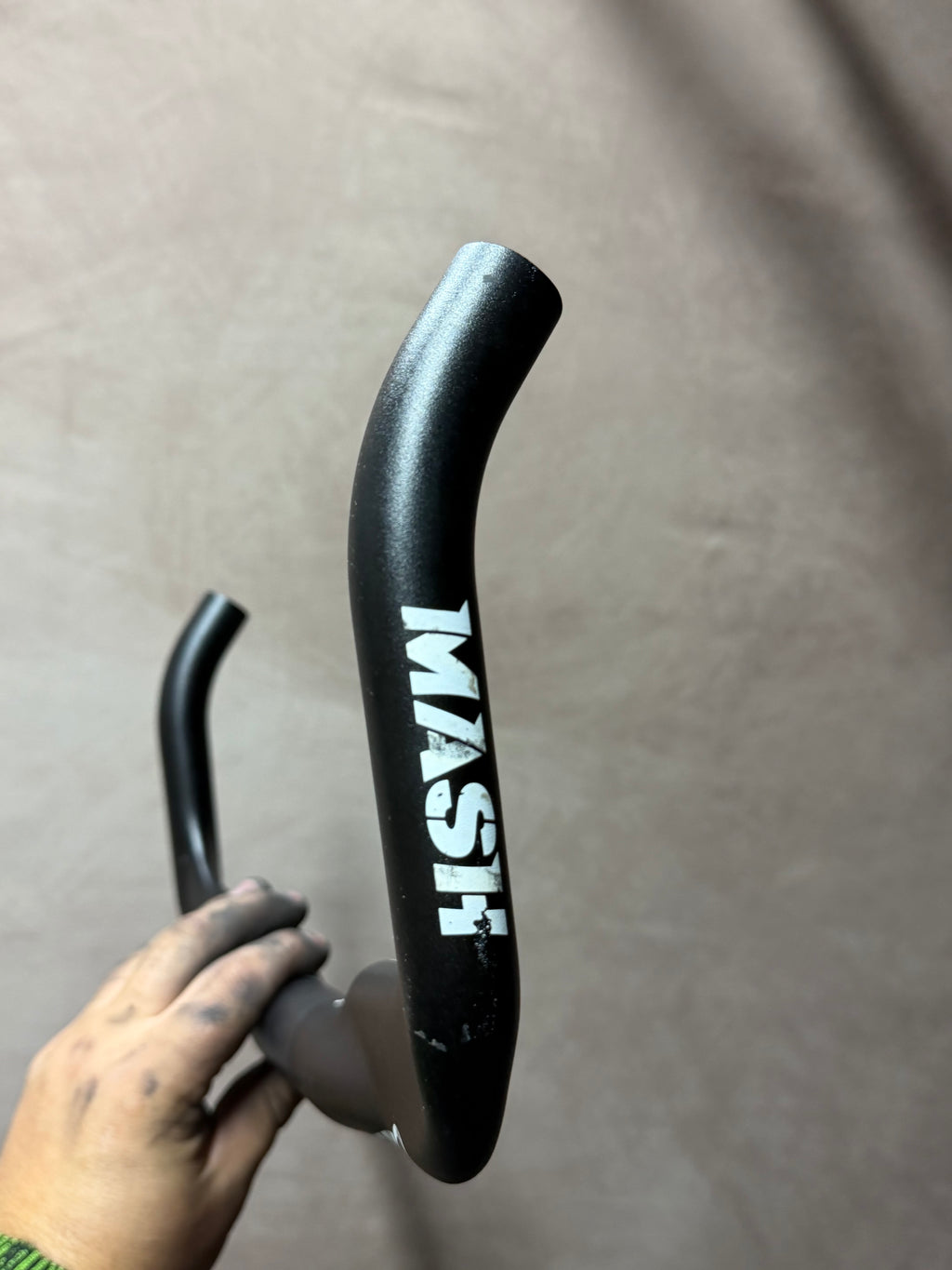 Cinelli MASH Bullhorn Handlebars 40cm – upturned bar end and MASH graphic