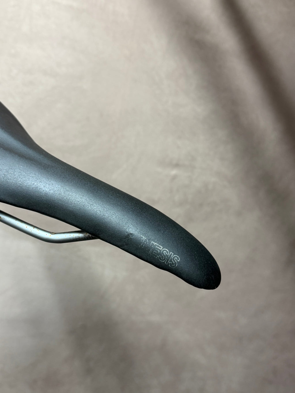 Black Bicycle Saddle – nose and side profile
