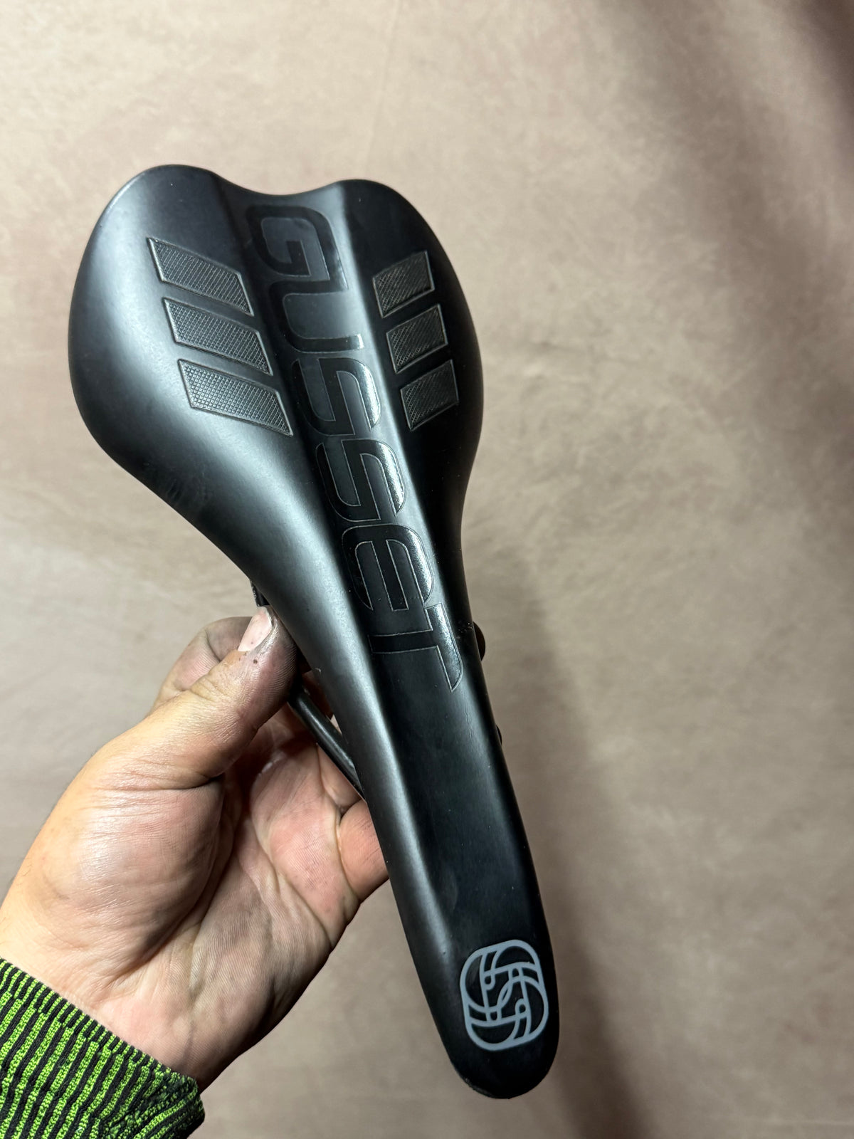 Gusset Bicycle Saddle – top view
