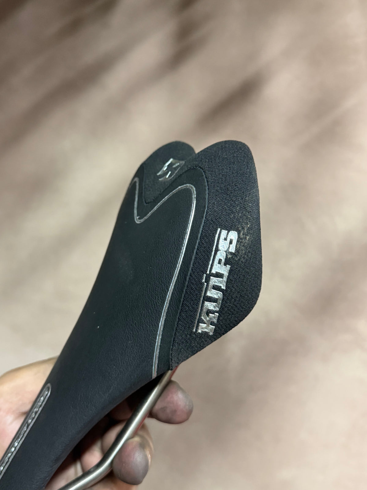 Bicycle Saddle for Road & Fixed Gear Bikes – side cover and lettering