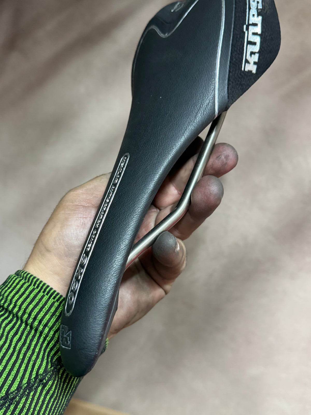 Bicycle Saddle for Road & Fixed Gear Bikes – side profile