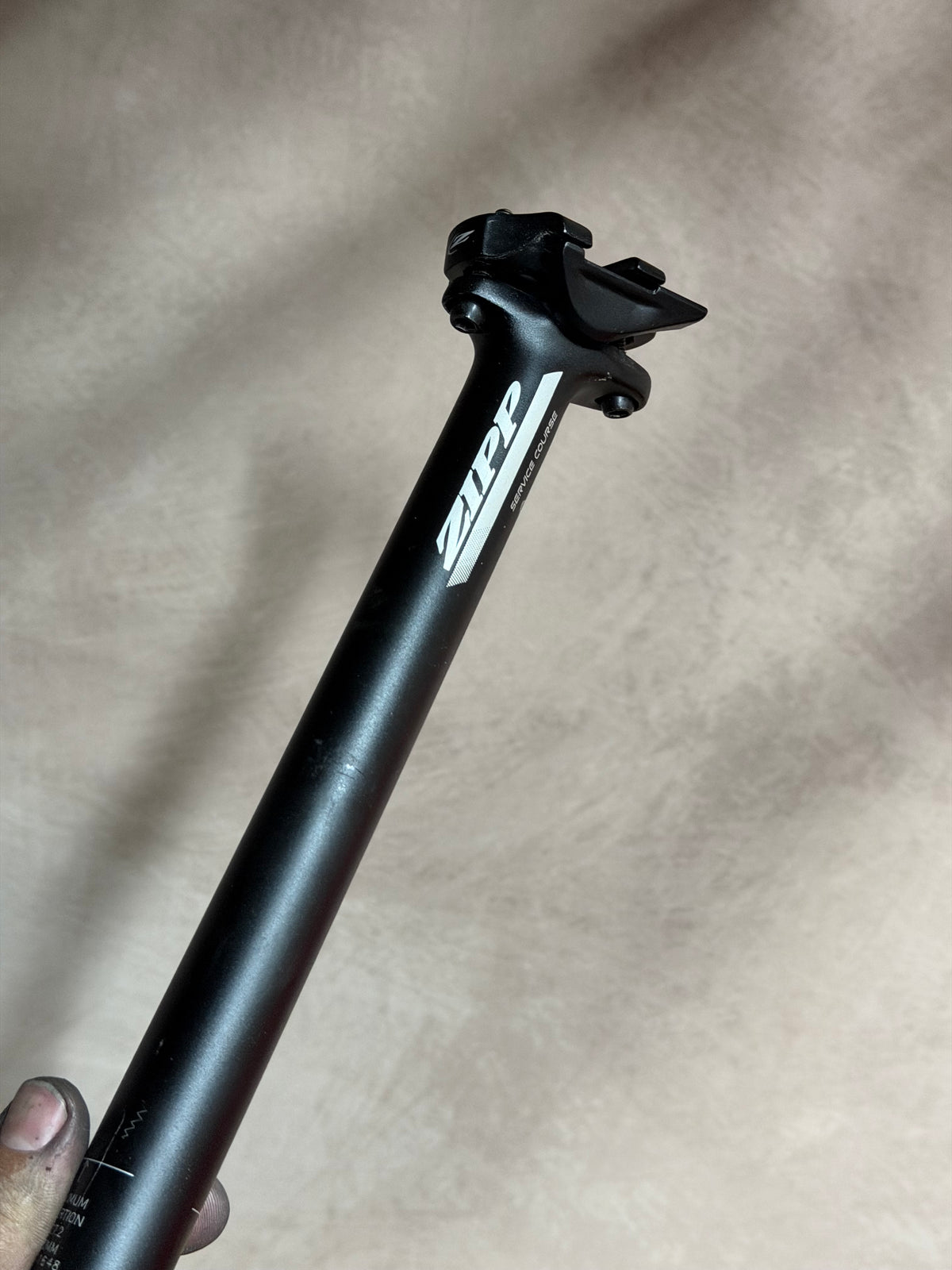 Zipp Aluminium Seatpost 27.2mm – full shaft and head