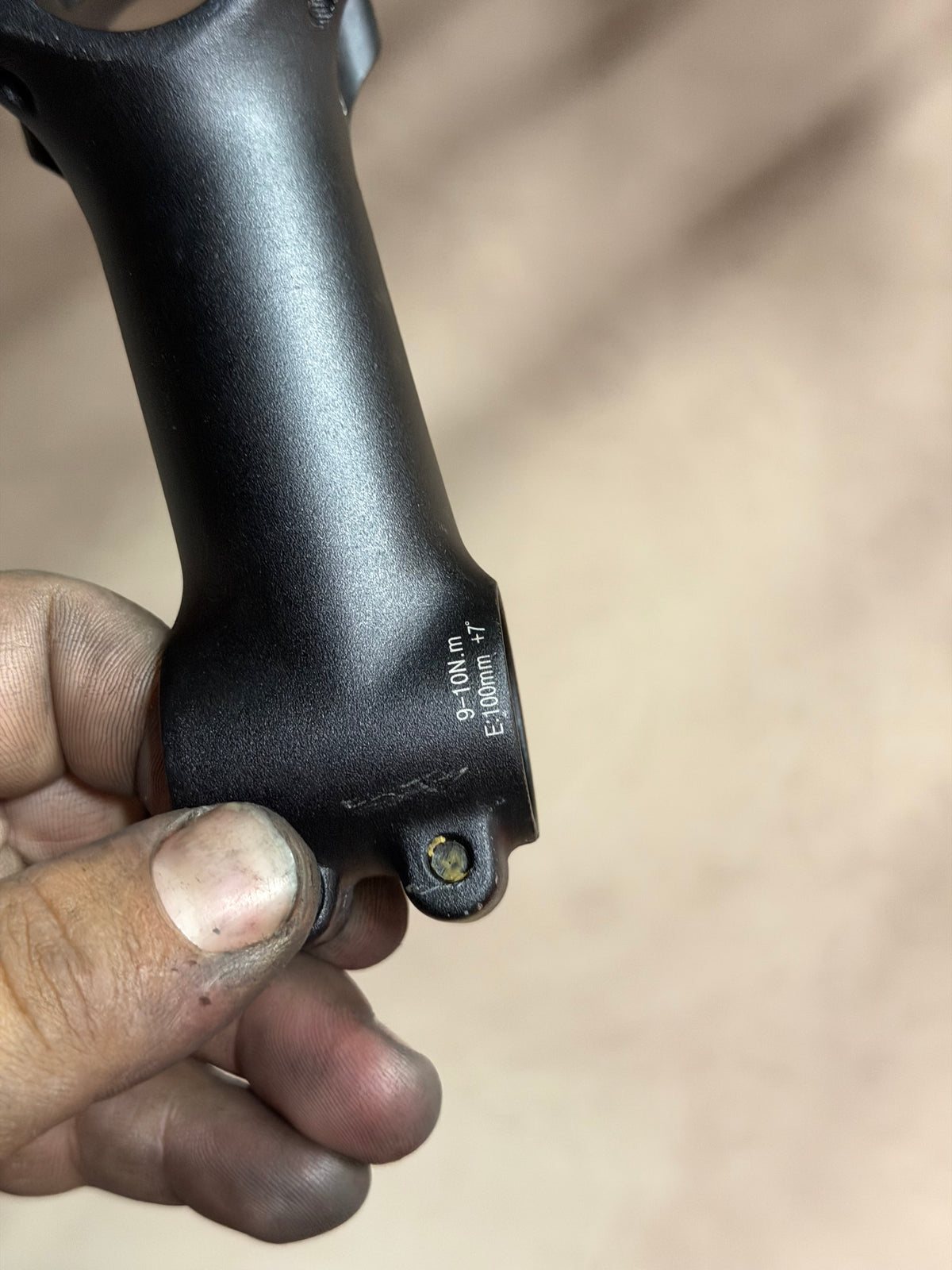 Ahead Stem 100mm, 31.8mm Clamp – steerer clamp detail