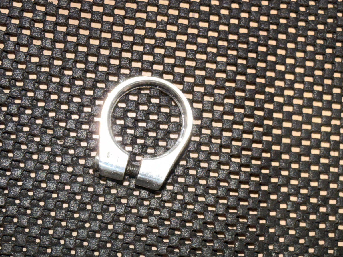 Bicycle Seatpost Clamp 32.2mm – clamp front view