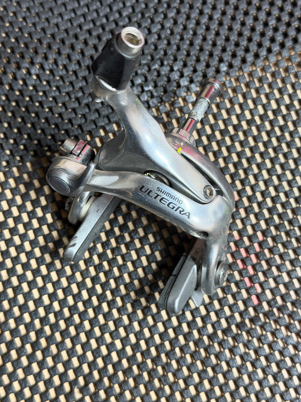 Shimano Ultegra Road Rim Brake Caliper – front face