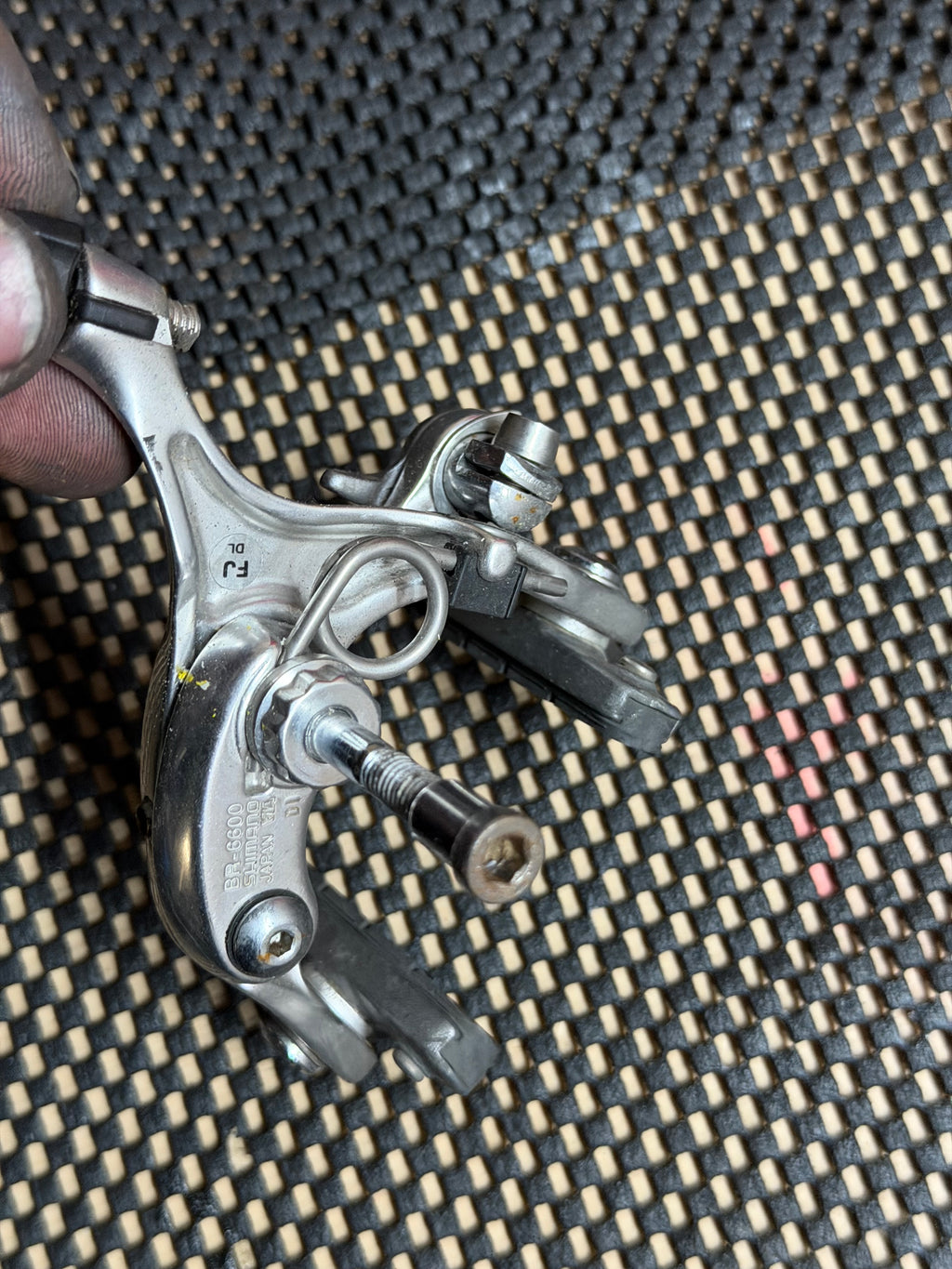 Shimano Ultegra Road Rim Brake Caliper – front mechanism close-up