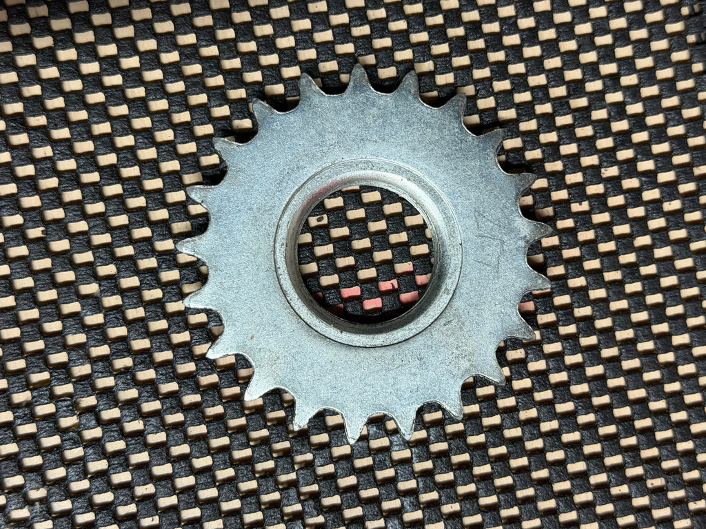 21T Fixed Gear Track Sprocket 3/32in – front face
