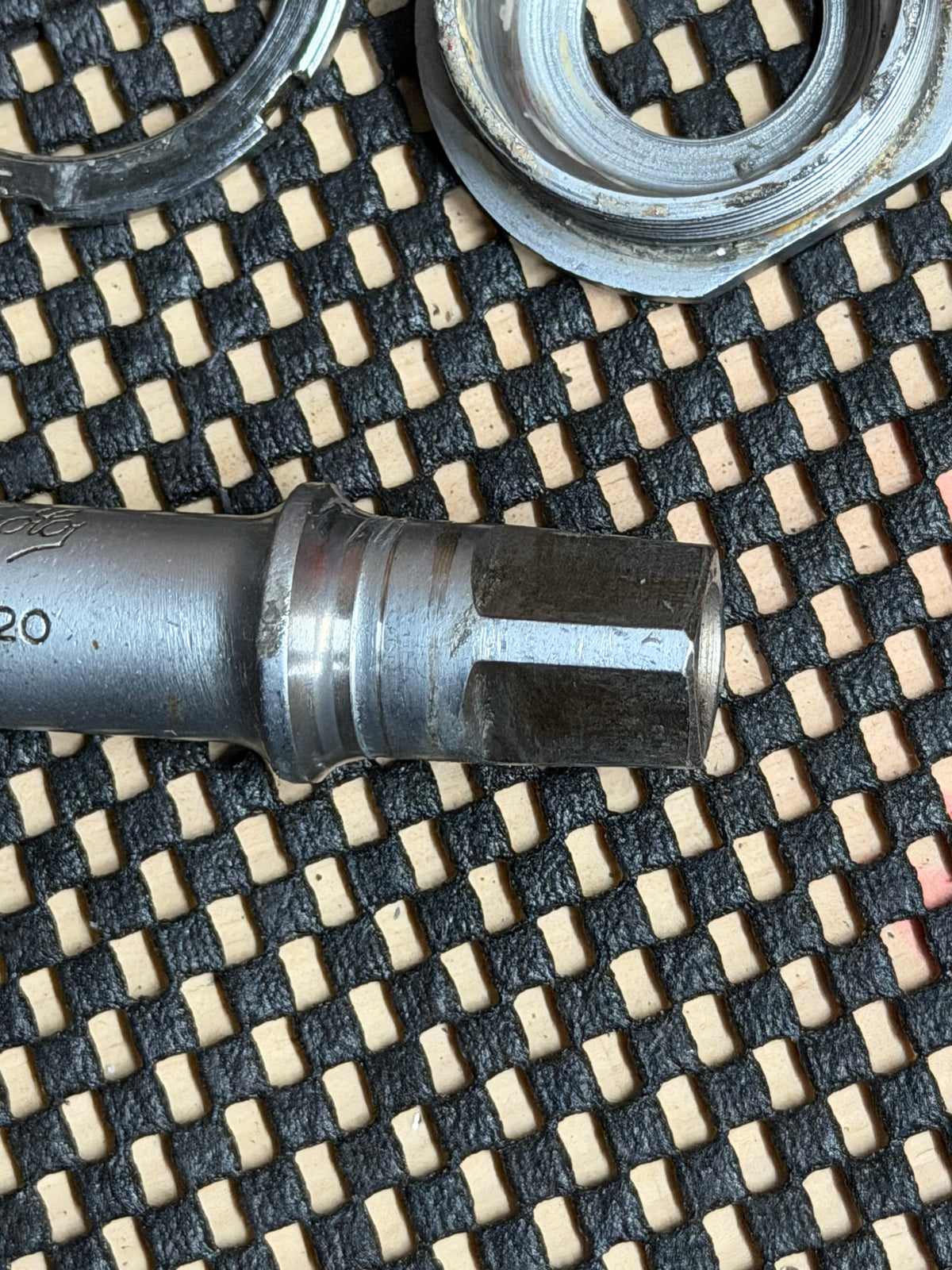 Vintage Campagnolo BSA Bottom Bracket 109mm – spindle end markings