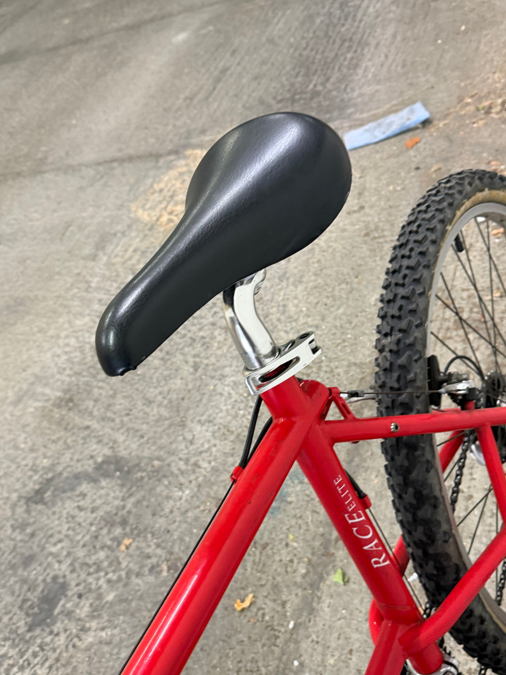 90s Saracen MTB Bike Size Medium 26inch