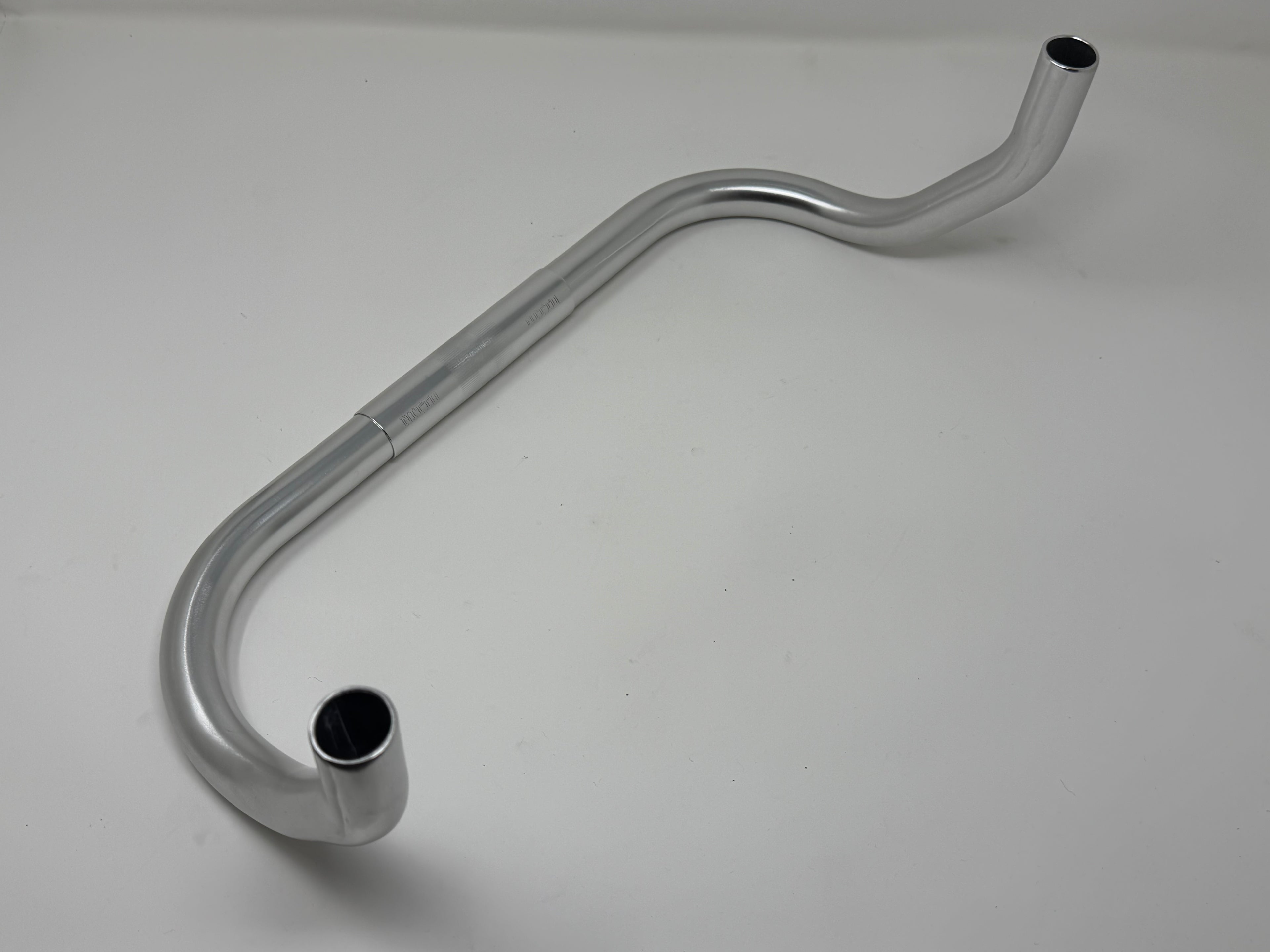 Nitto  RB009 40cm Bullhorn Handlebars