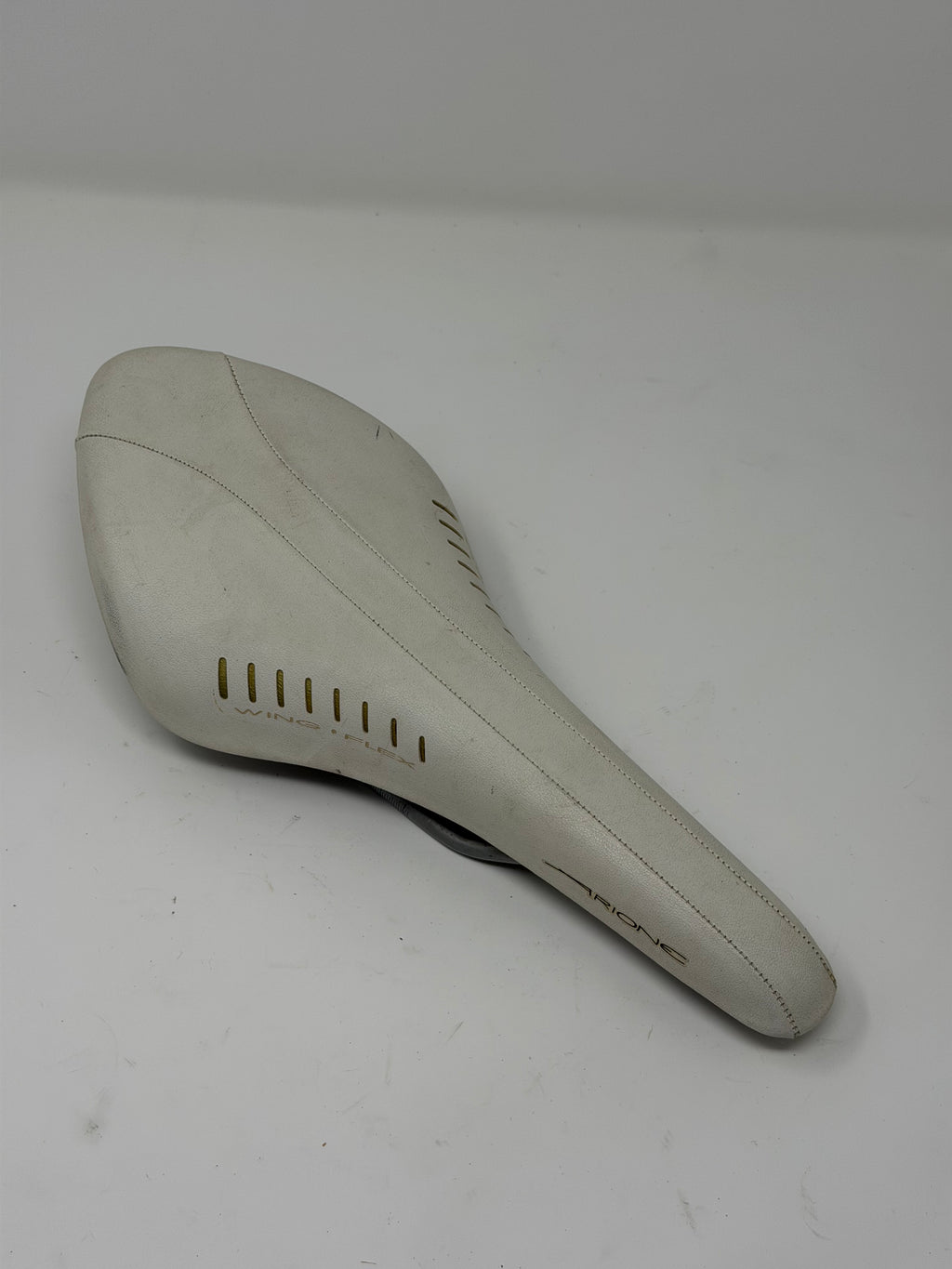 Fizik Arione Saddle