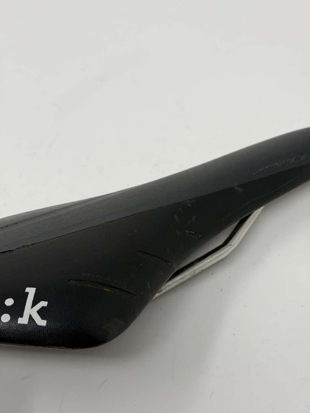 Fizik Arione Saddle