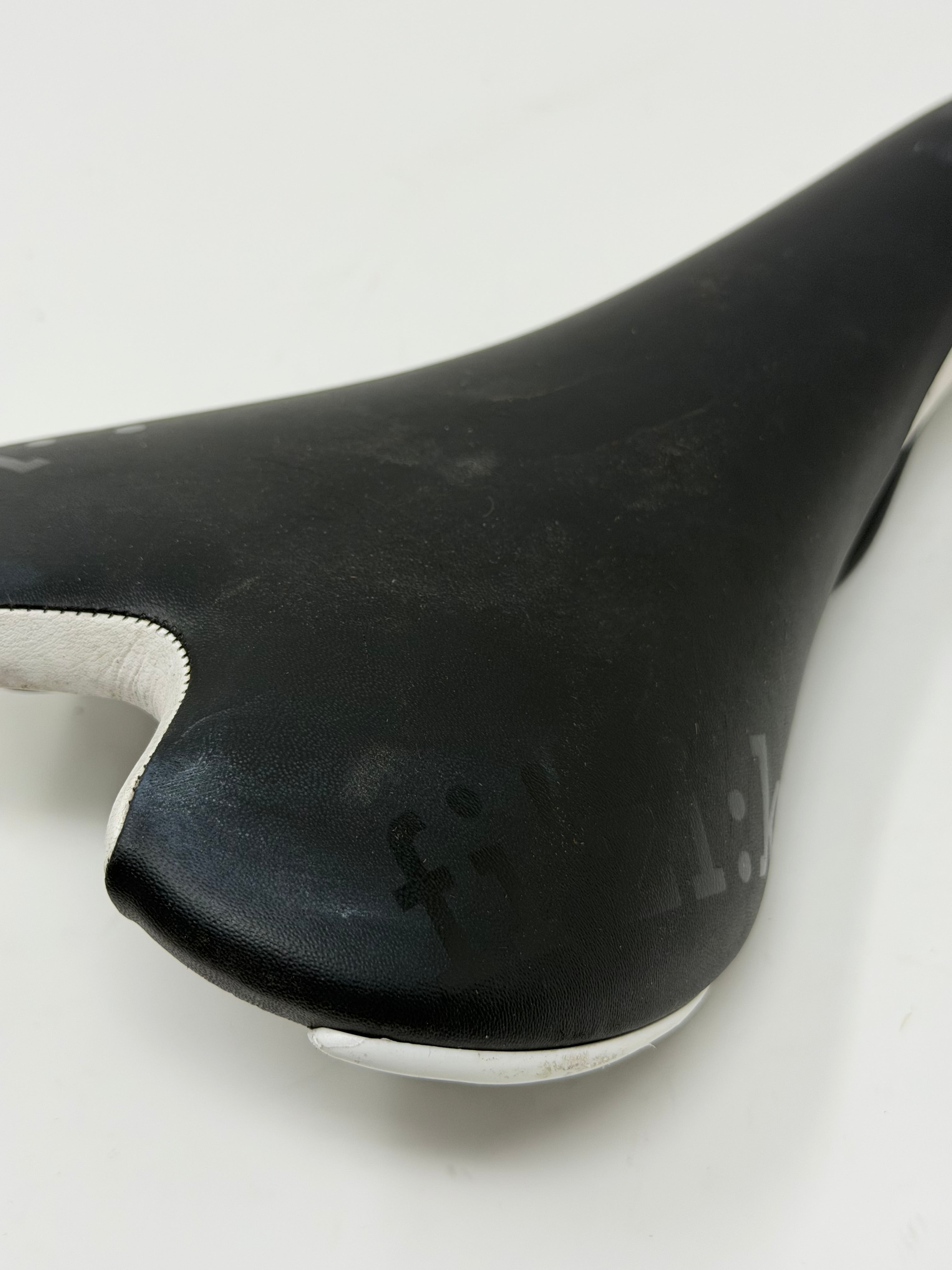 Fizik Aliante Delta Road Saddle