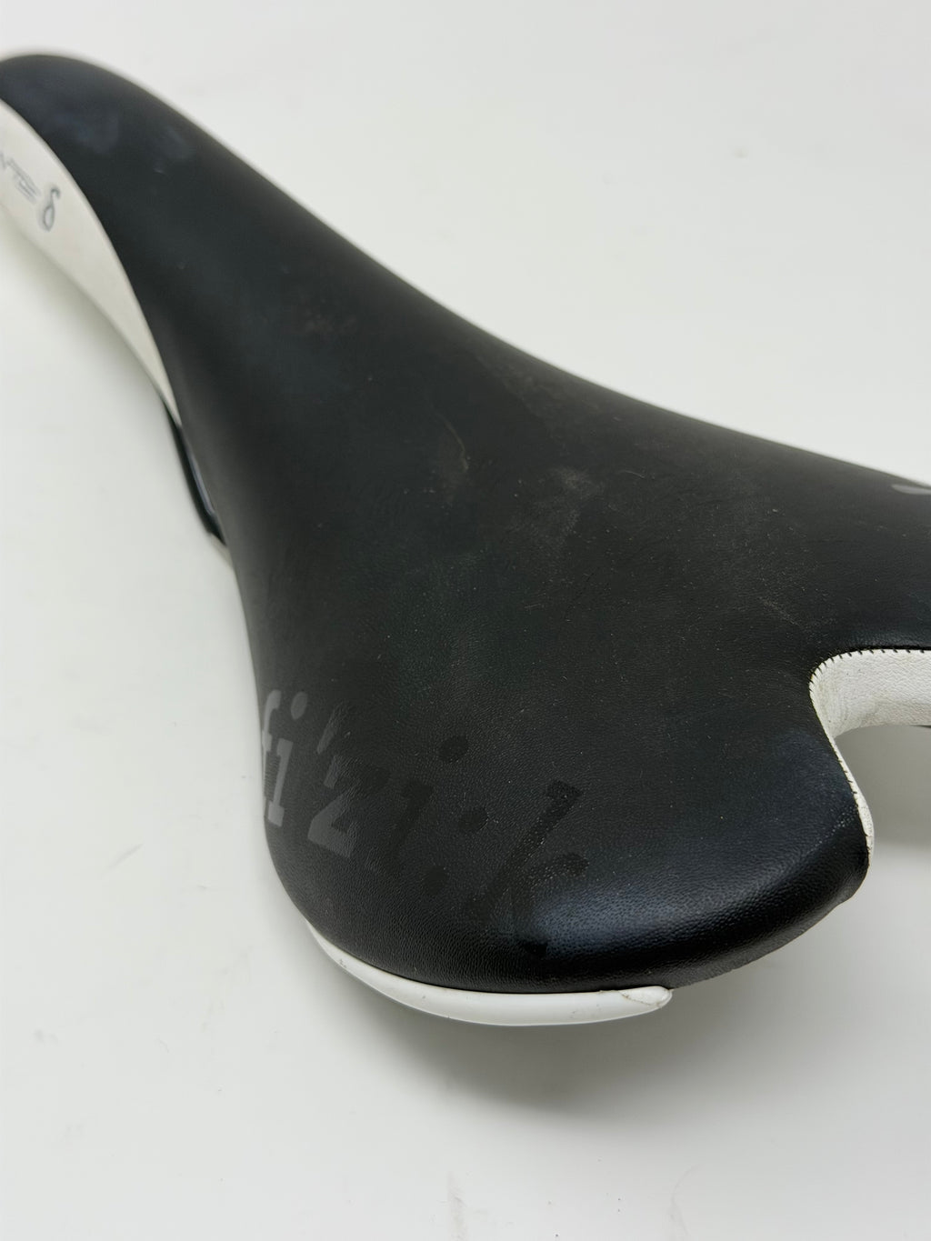 Fizik Aliante Delta Road Saddle